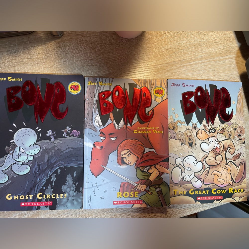 Bone: by Jeff Smith book lot: Total Of Three Books
